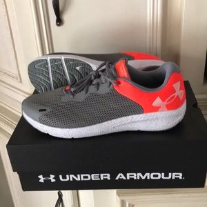Mens Under Armour Charged Pursuit tennis shoes size 14